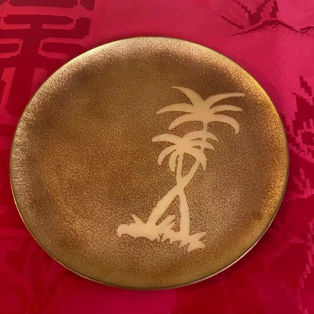 Vintage Enameled copper trinket dish palm trees A-16 - Picture 1 of 4